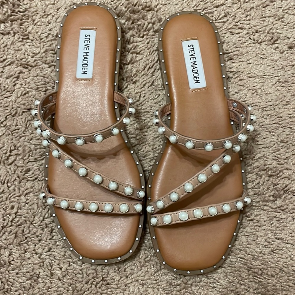 Steve Madden pearl sandals